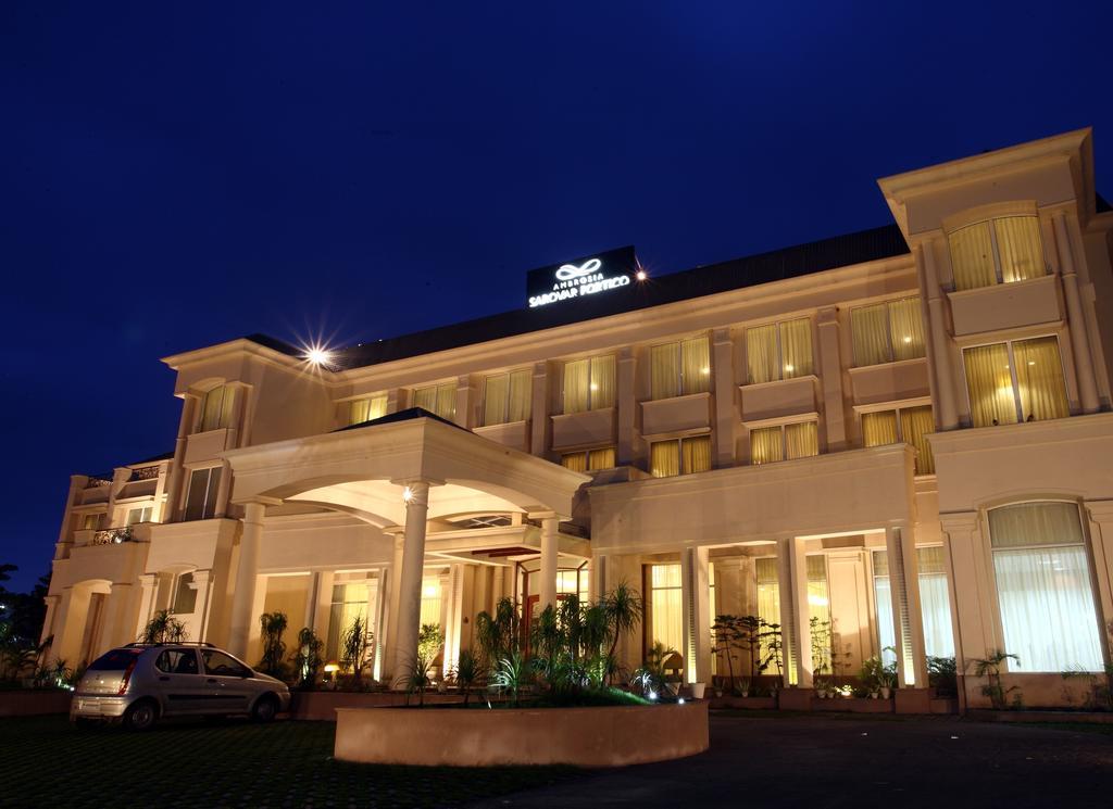 Ambrosia Sarovar Portico Haridwār Dış mekan fotoğraf